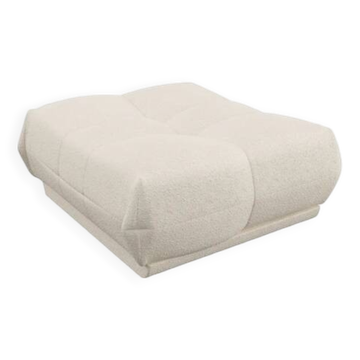 SIA white terry pouf