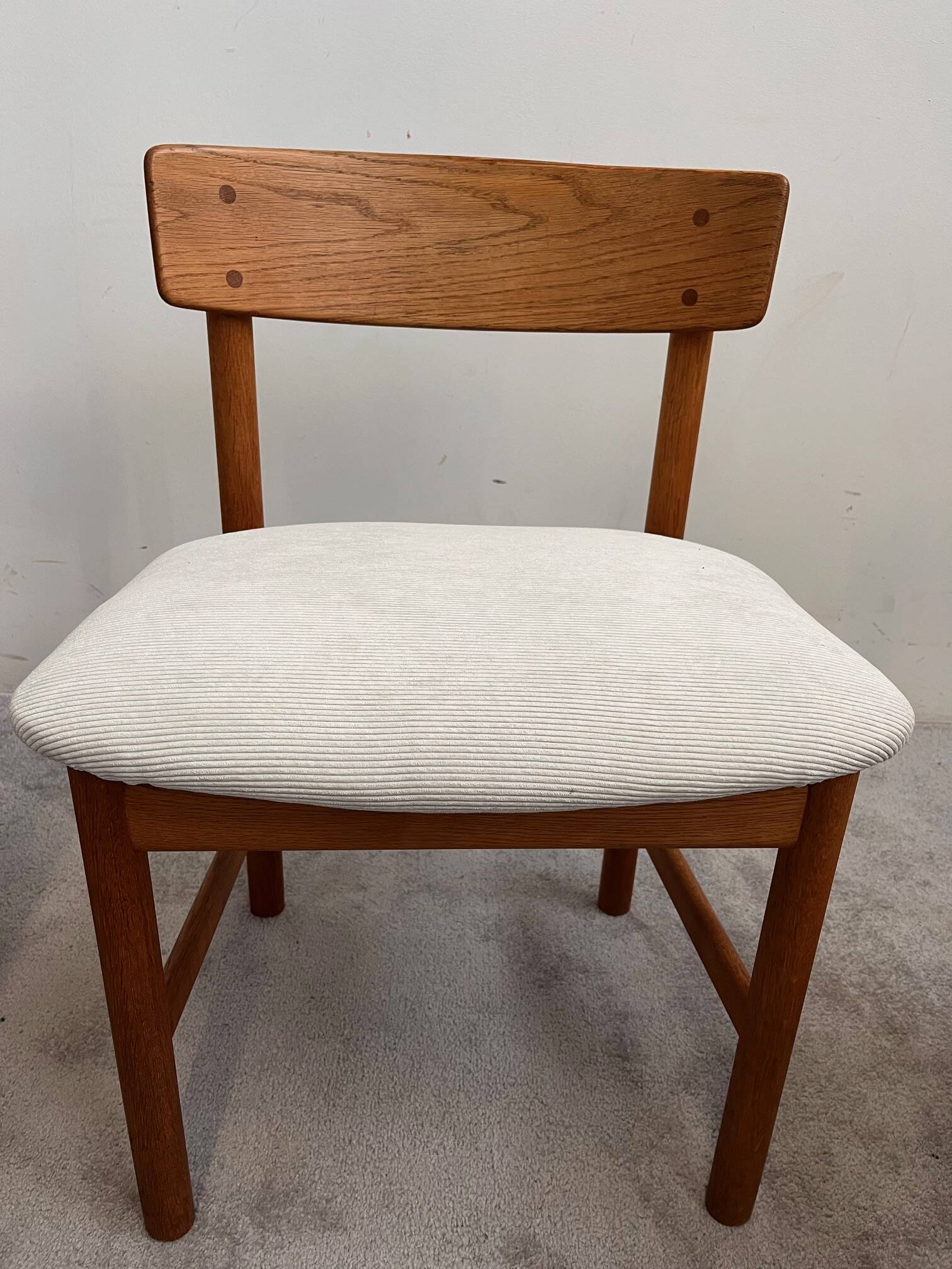 Series of 4 Danish chairs by Borge Mogensen for Søborg Møbelfabr