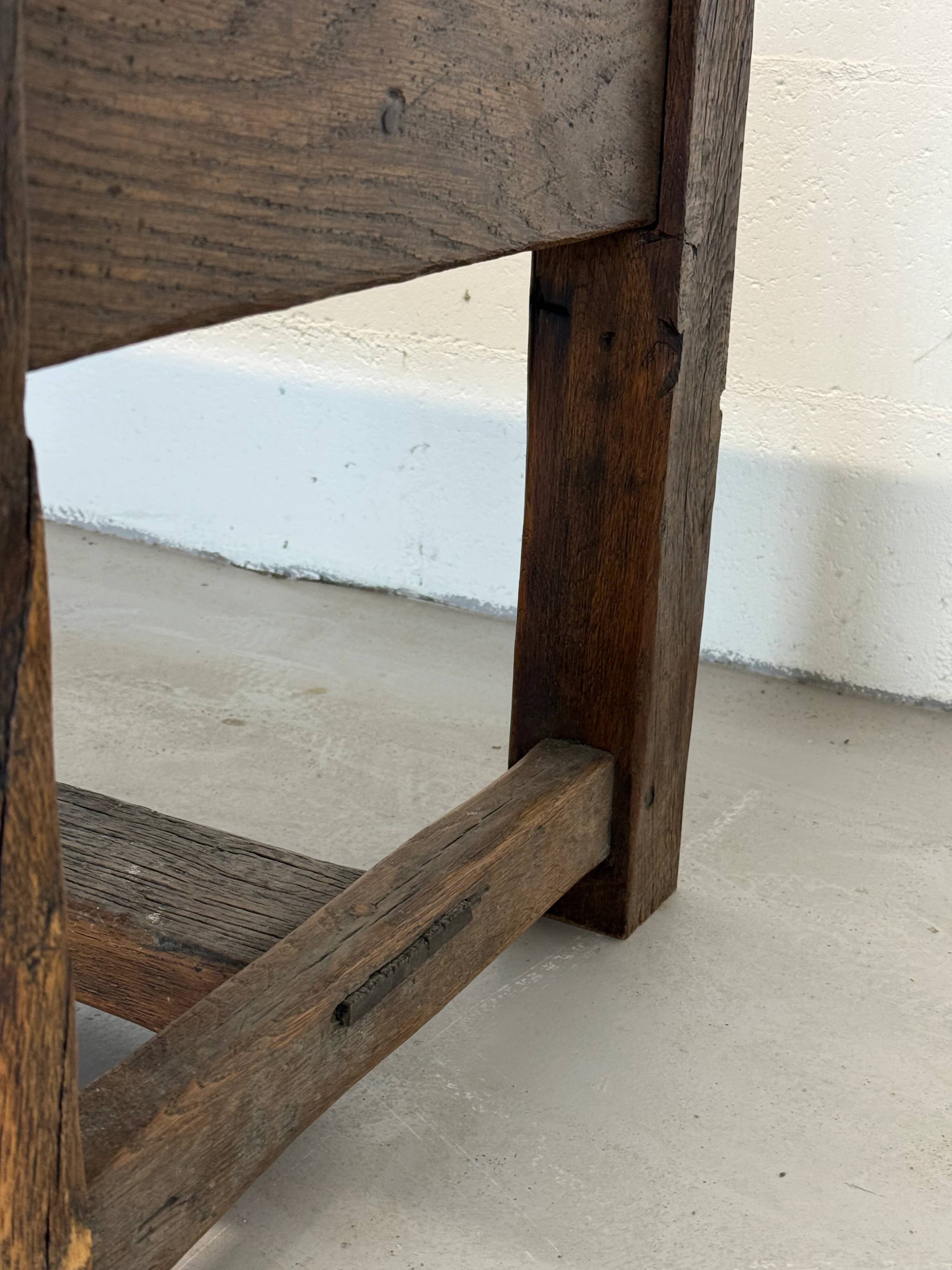 Old farmhouse table in solid oak, 1 drawer, France