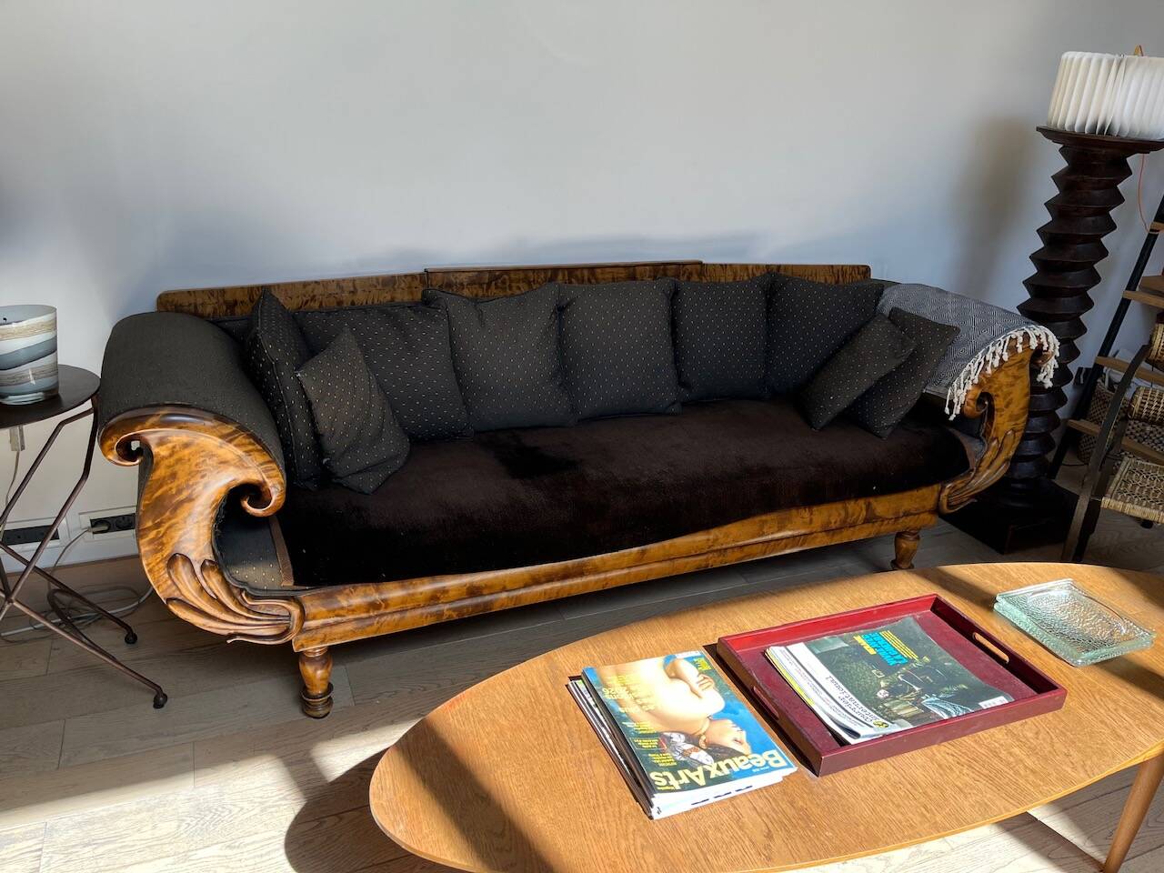 Large Biedermeier sofa for 3/4 people in striped Norwegian wood – 19th century