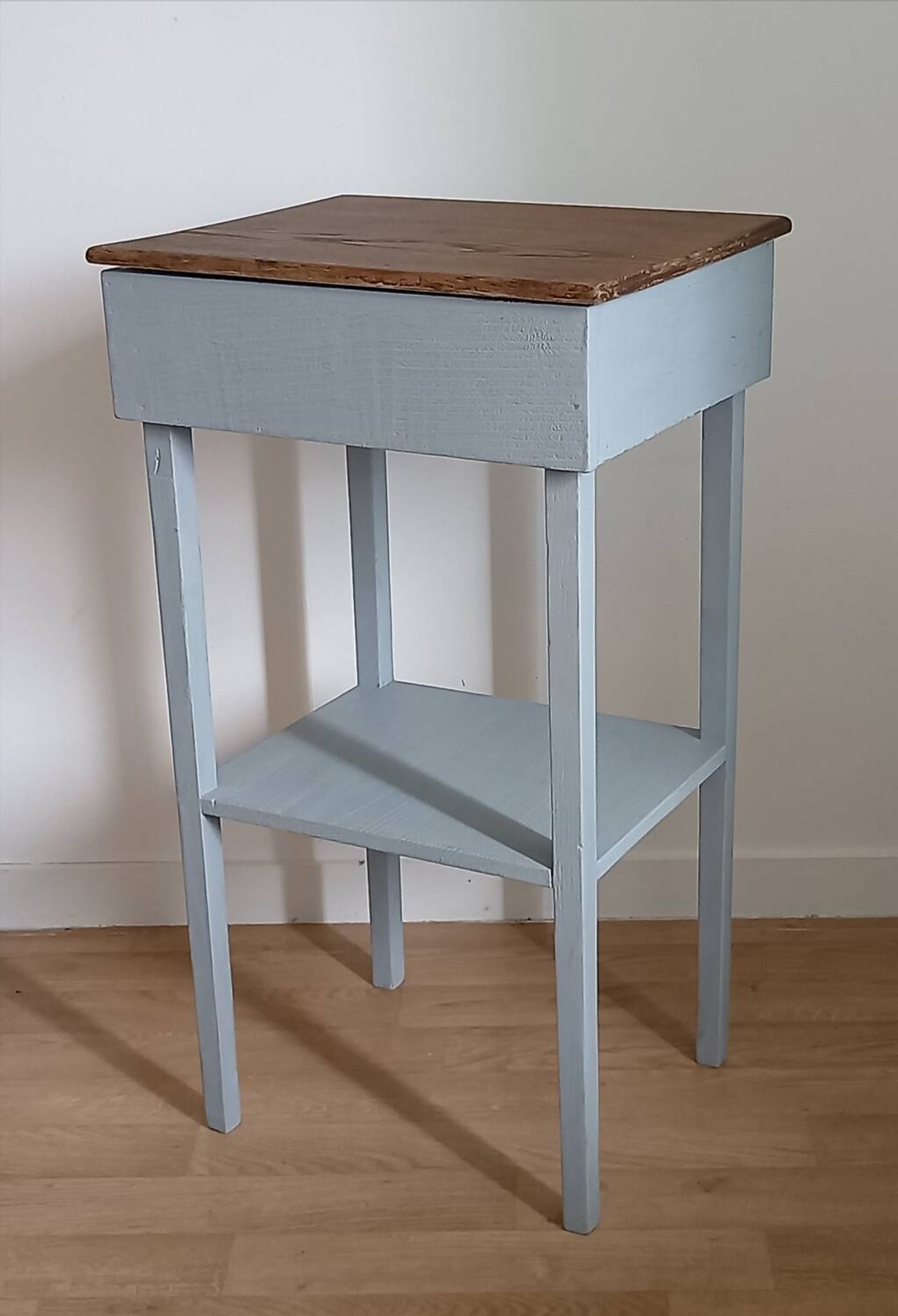 Table de chevet