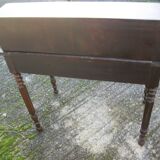 Small stepped nureau