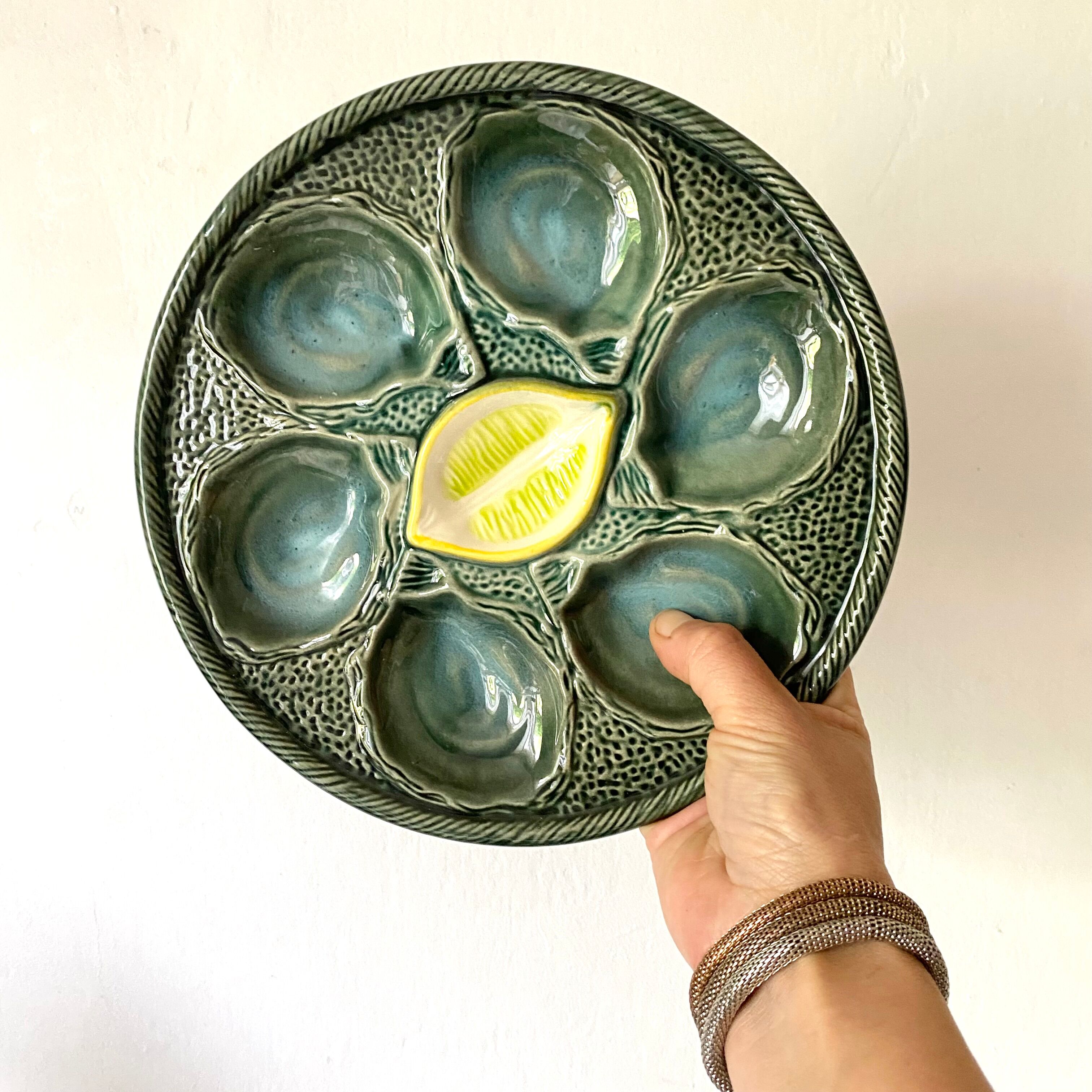 Oyster plates in St Clément slip
