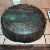 Grand plat en bois ancien