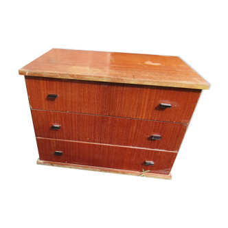 Low chest of drawers