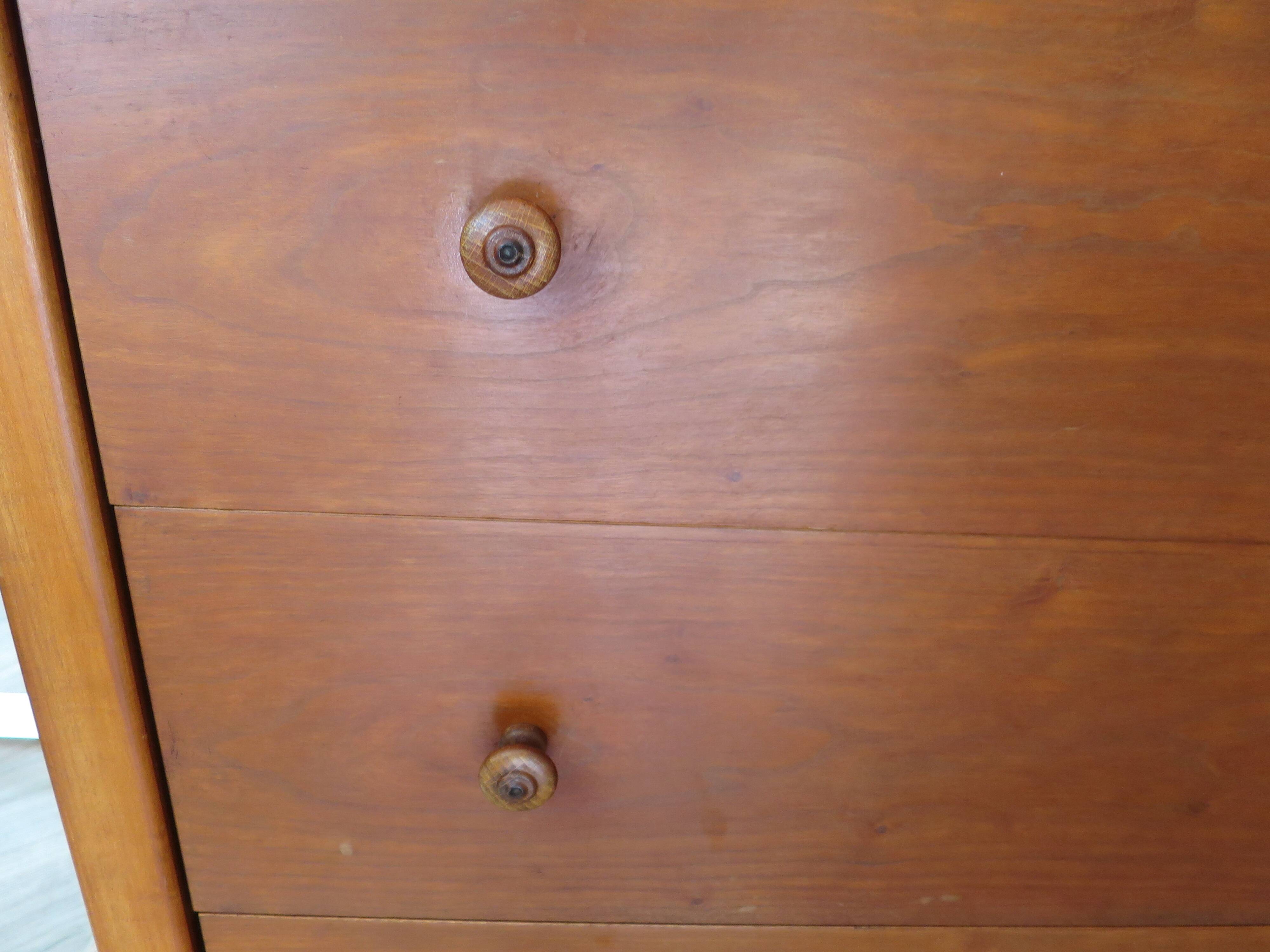 Elegant cherry wood chest of drawers – 3 drawers – 80s