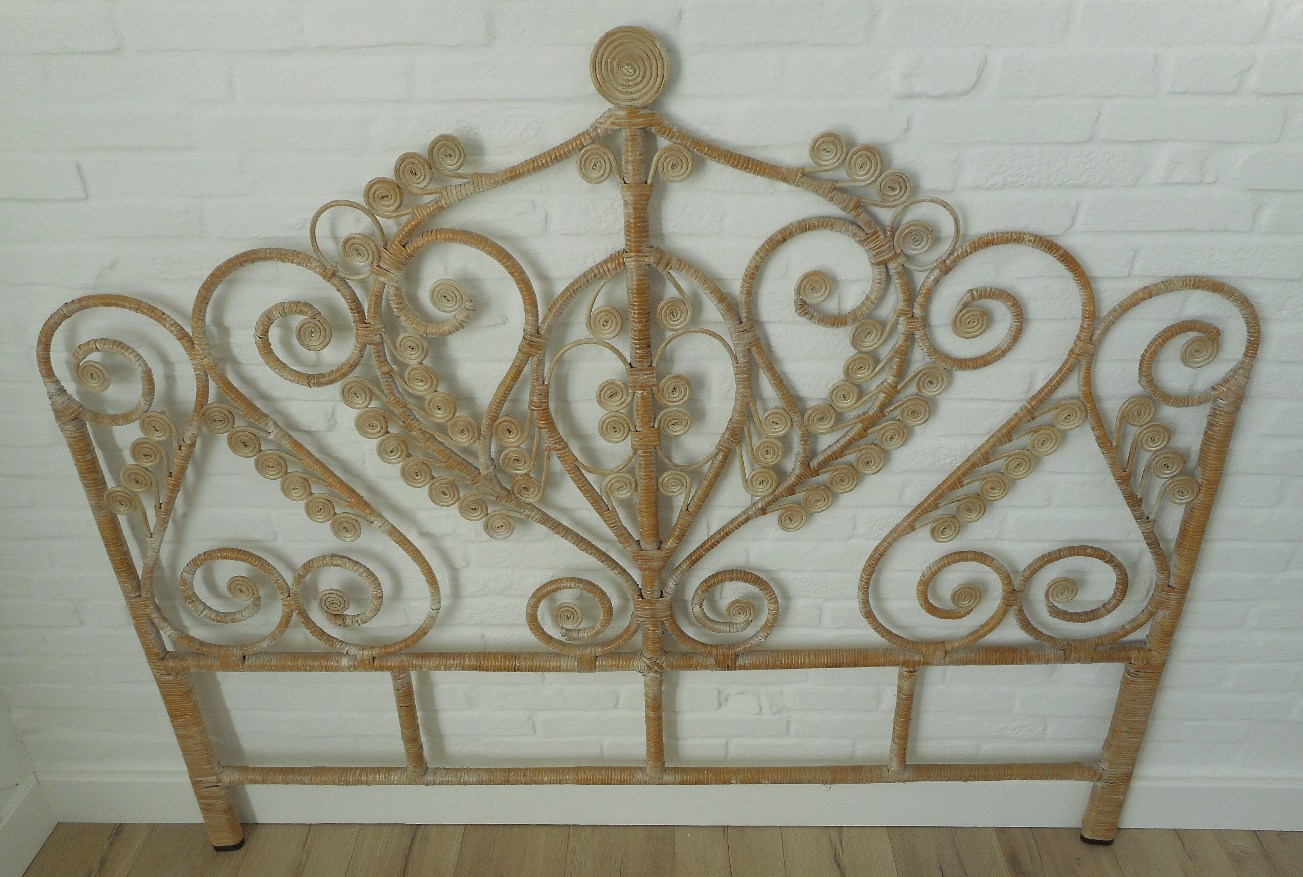 Headboard rattan peacock