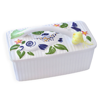 Large antique Schramberger majolica collector's box / terrine
