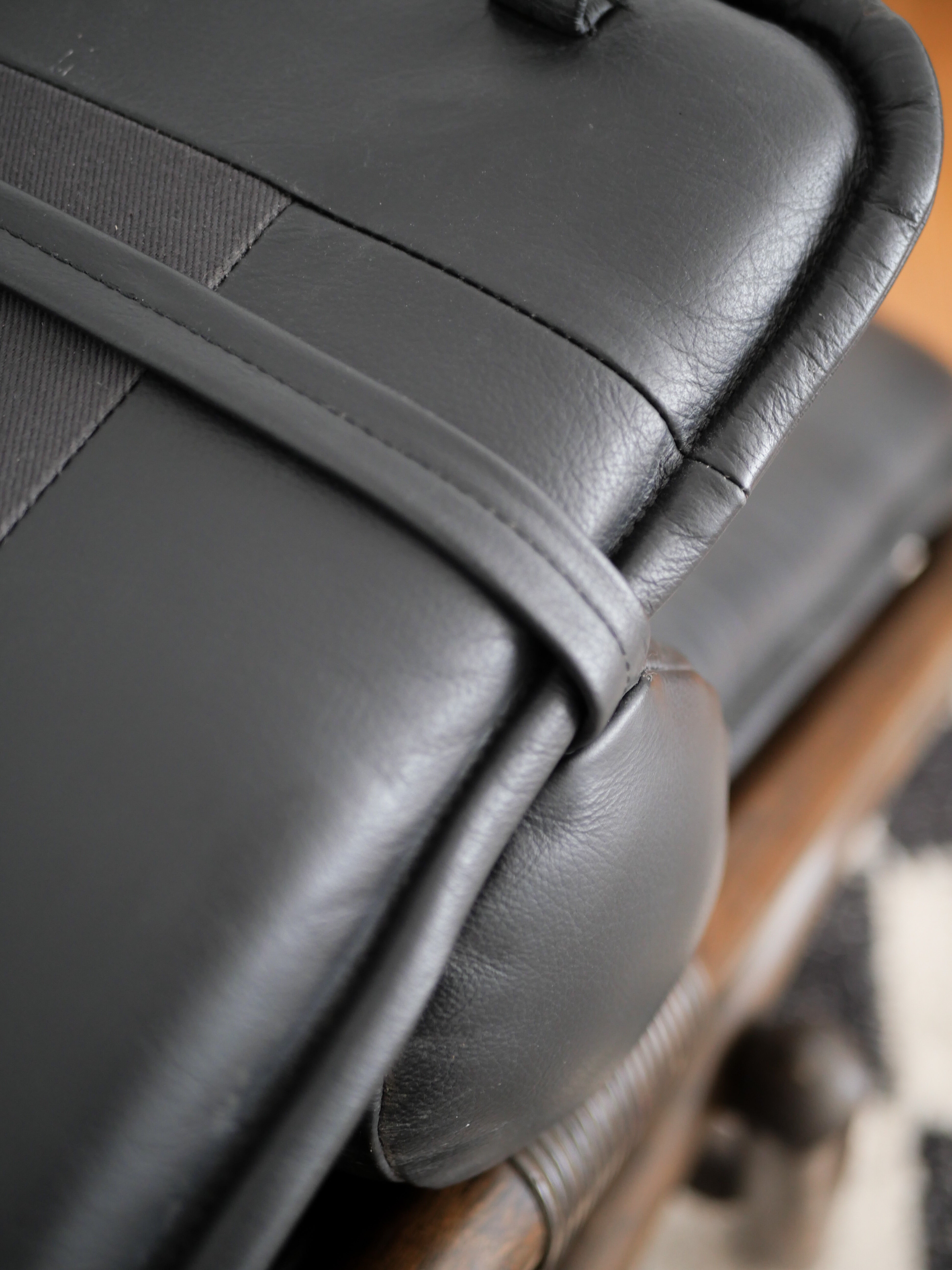 Rattan chaise longue