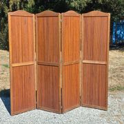 1930s bistro screen with slats