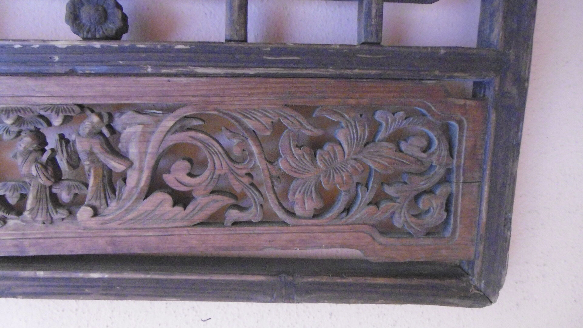 Panneau ancien en bois sculpté de style oriental