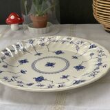 Assiette en porcelaine blanche motif bleu floral