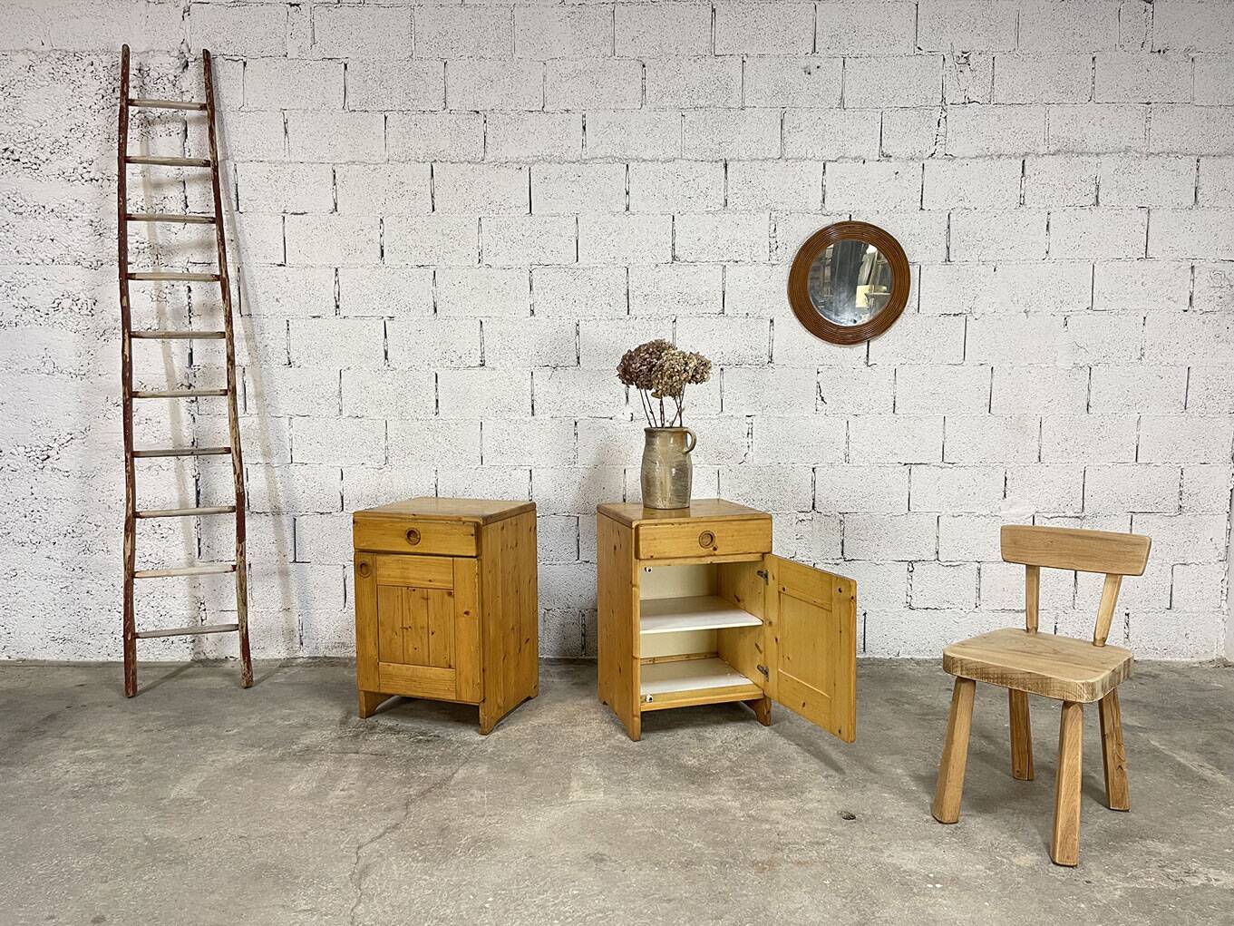 Paire de chevets Charlotte Perriand "Les Arcs"