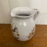 Pichet ancien en céramique de Moustiers blanche décor peint, France
