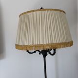 Lampadaire tripode
