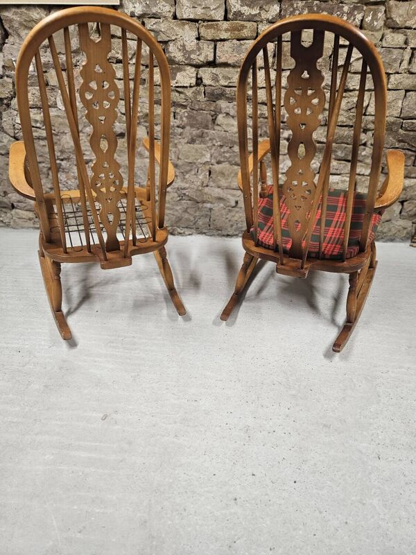 Paire de Rocking- Chair Windsor