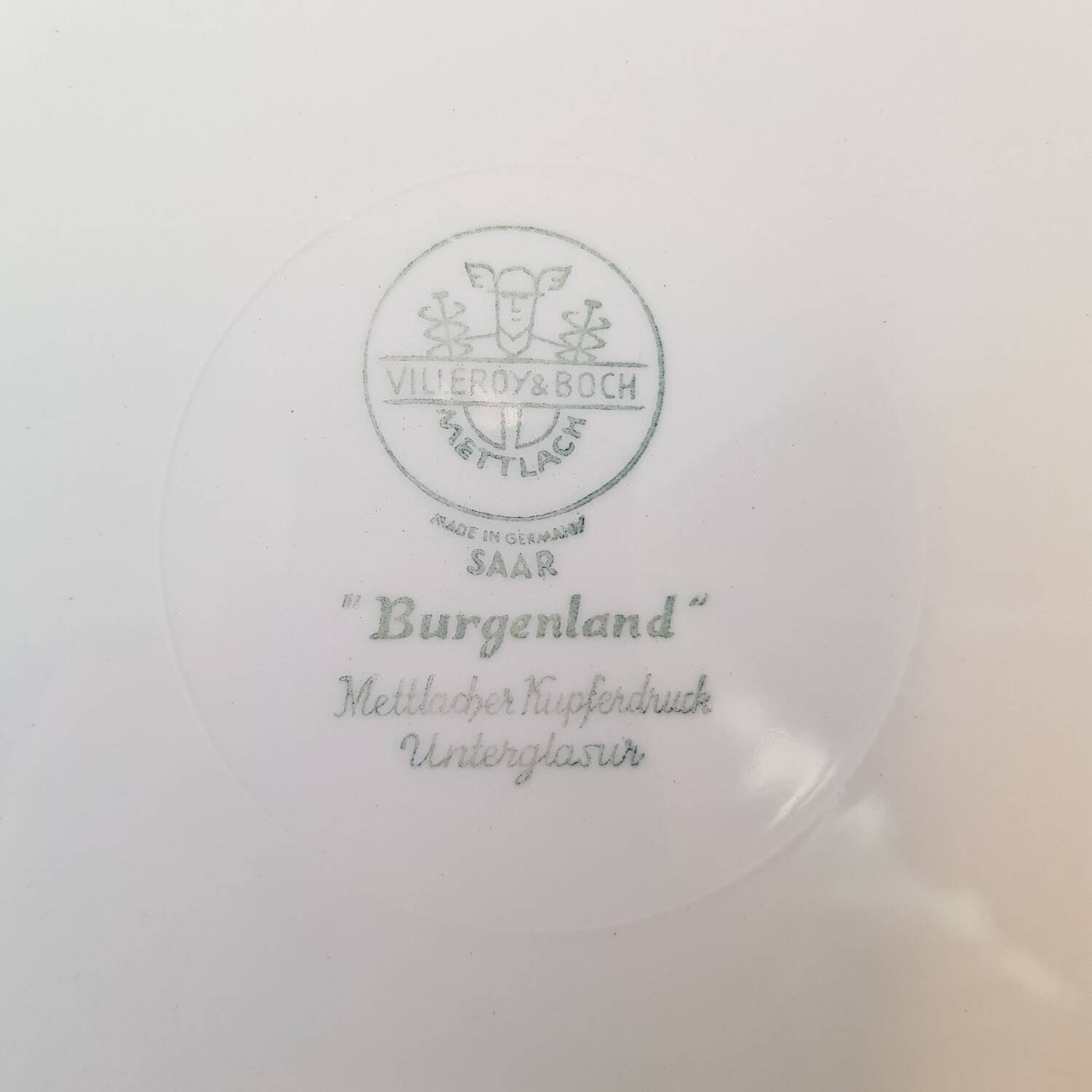 Villleroy & Boch Burgenland grand plat de service/gâteau rouge