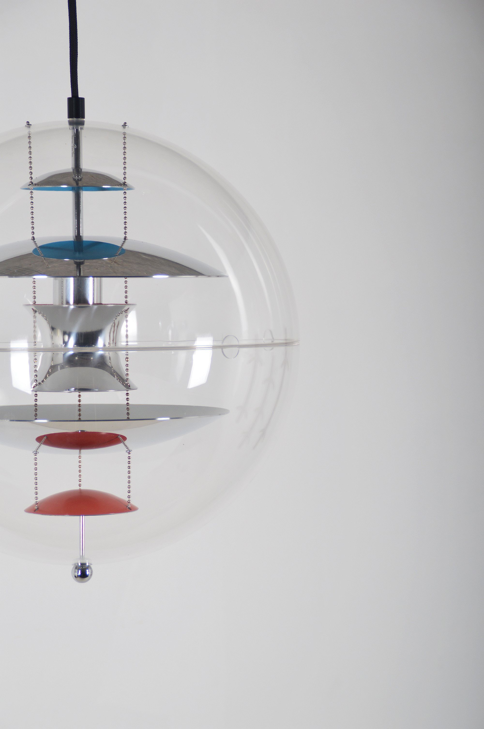 VP Globe 40 pendant lamp designed by Verner Panton for Verpan
