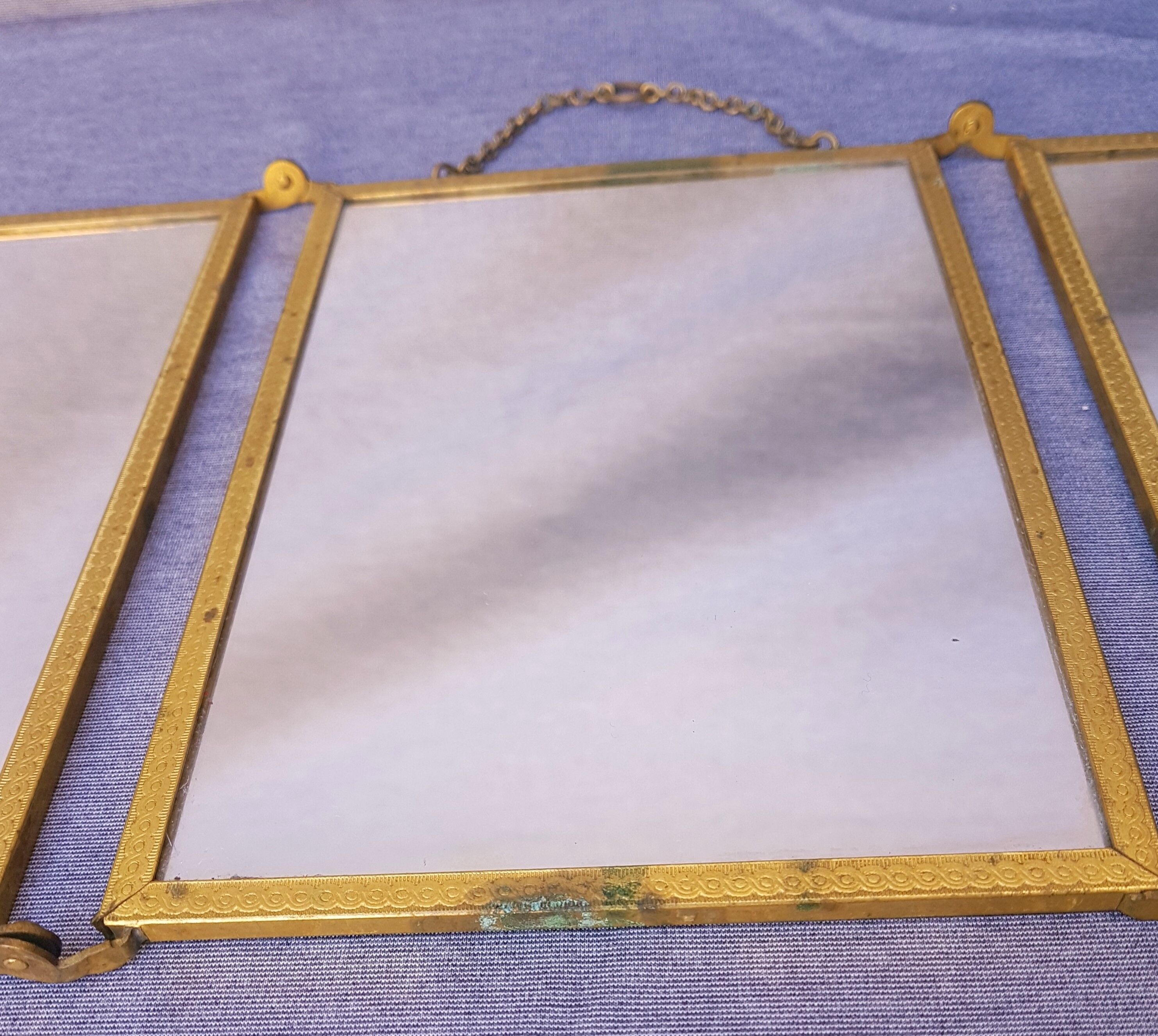 Ancien miroir triptyque de barbier ou de coiffeuse