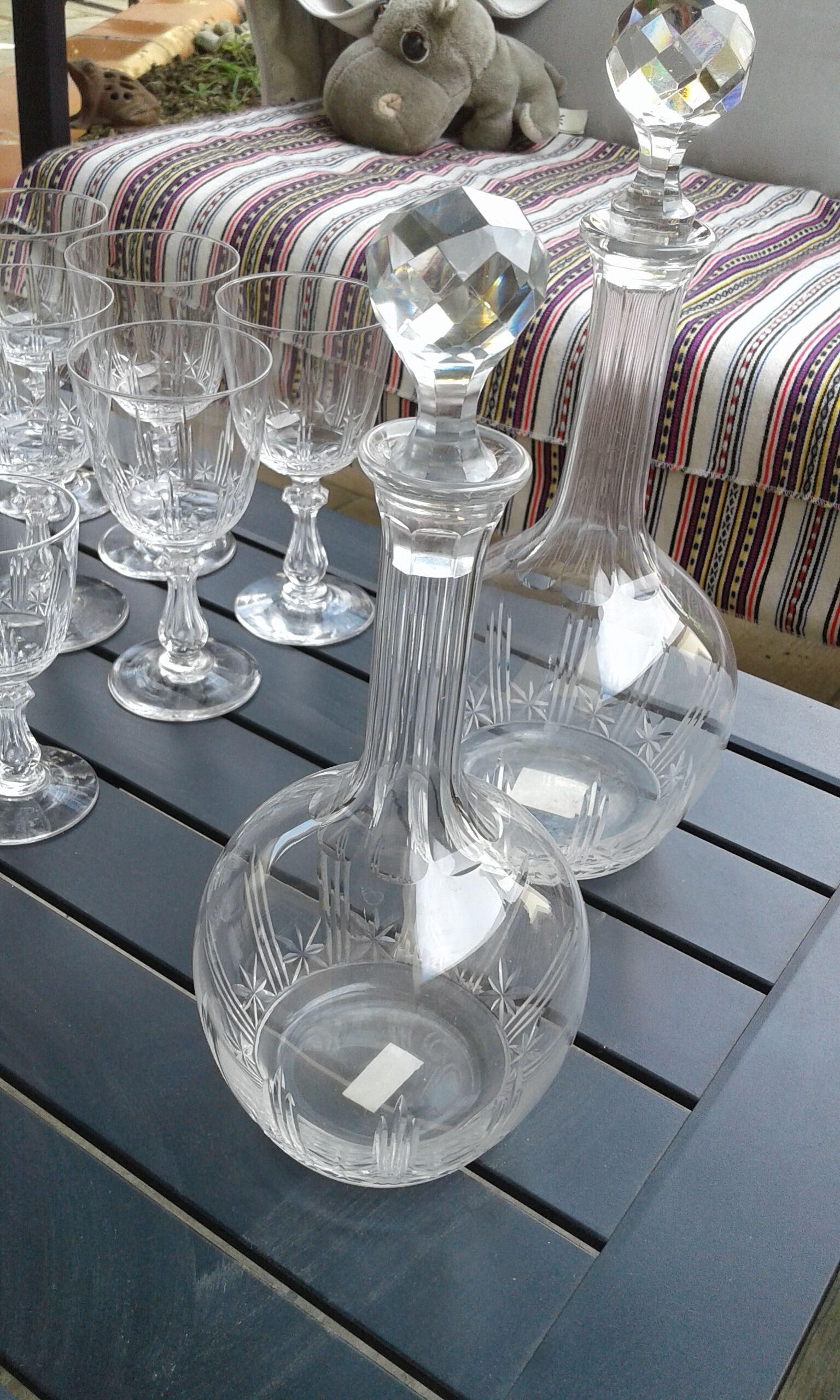 Service 25 glasses and 2 carafe in crystal