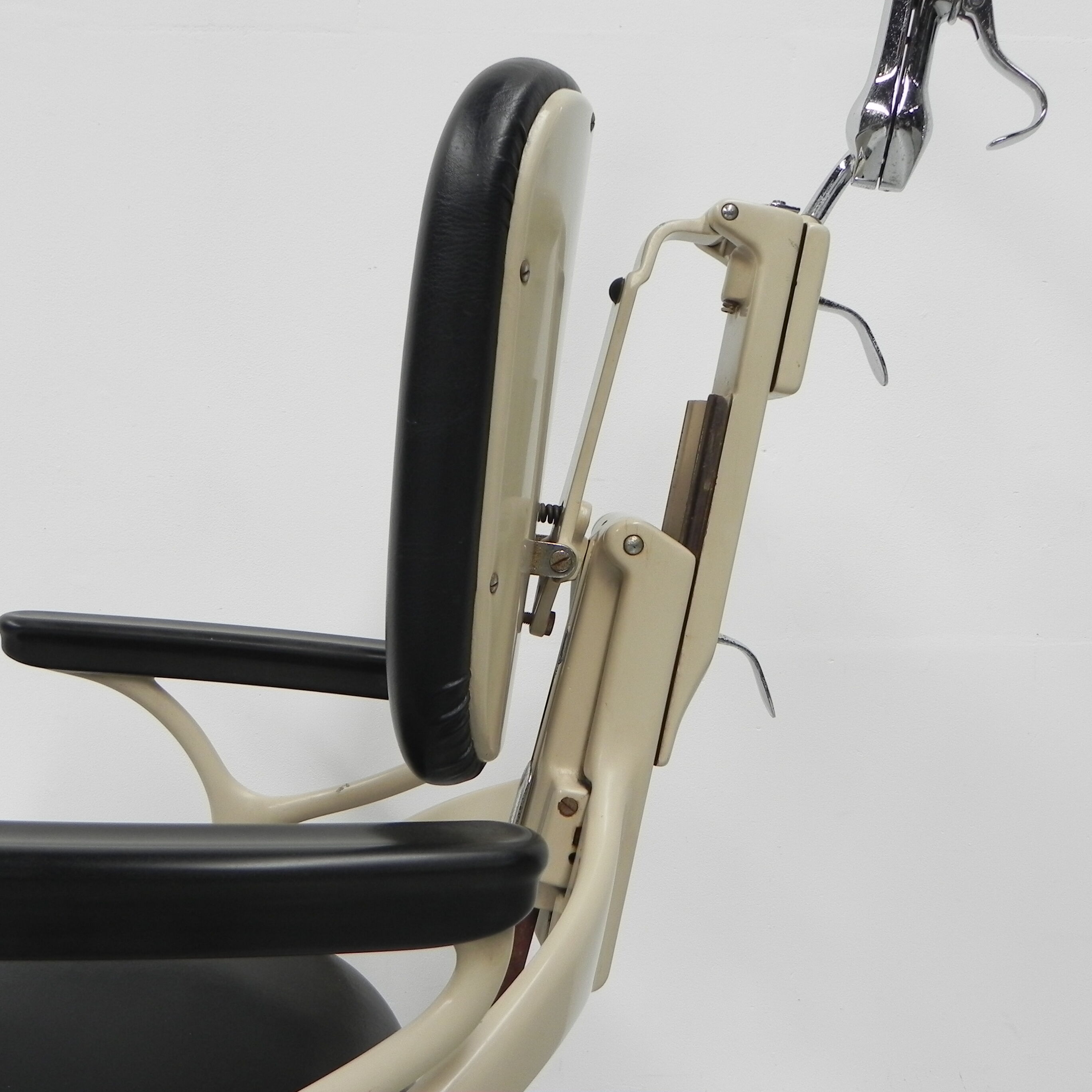 Cast iron dental chair Ritter