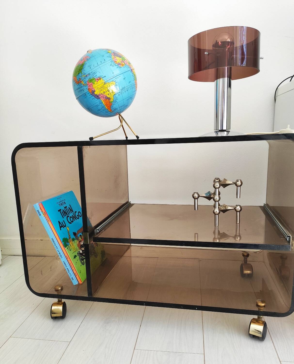 Coffee table on wheels Hi-fi TV cabinet