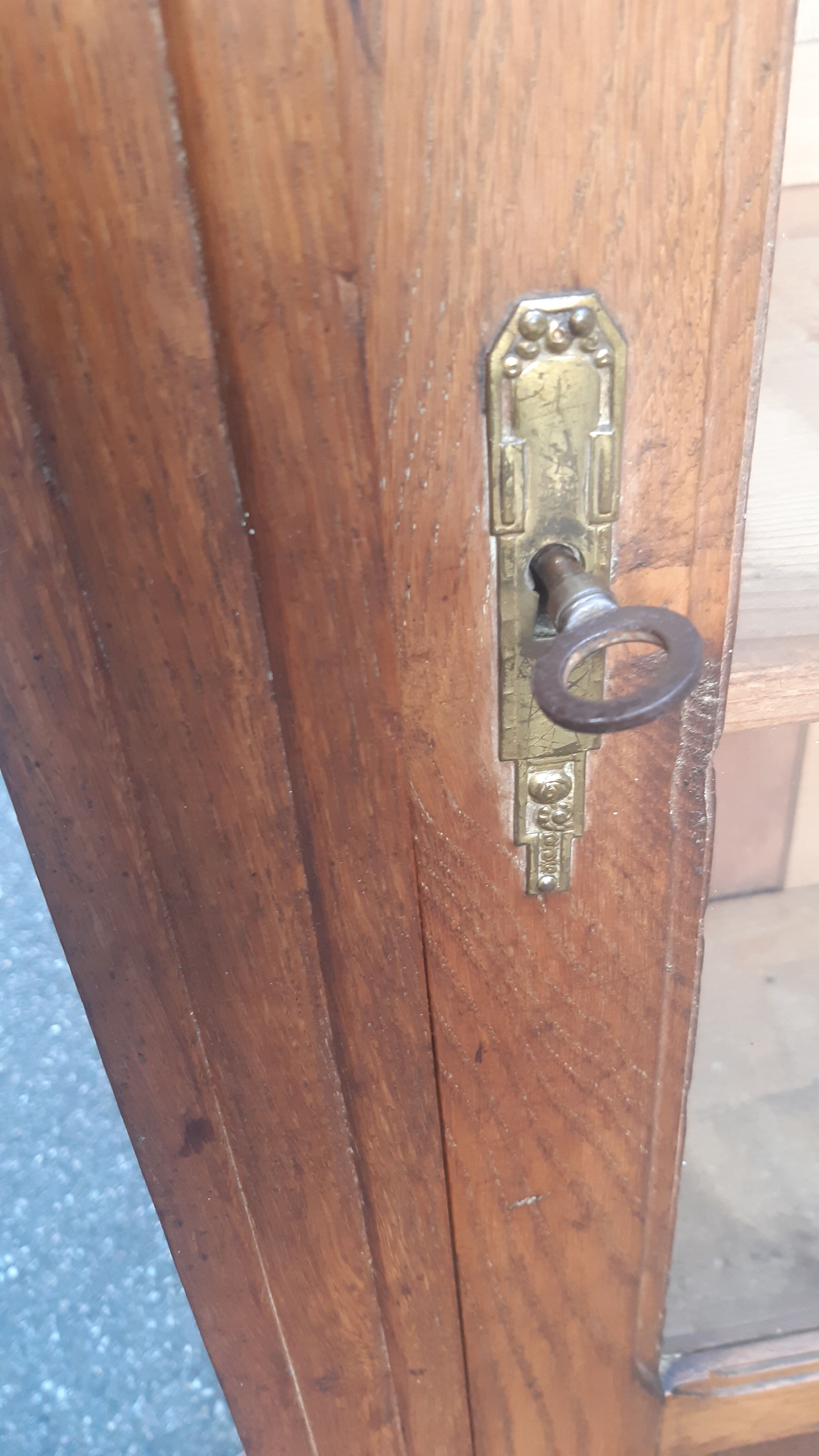 Hosiere glazed library art deco