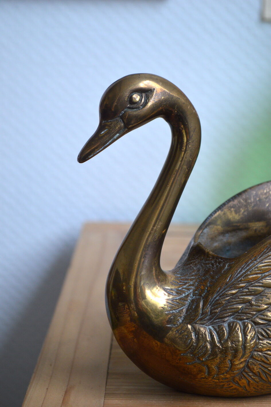 Brass swan pot cover