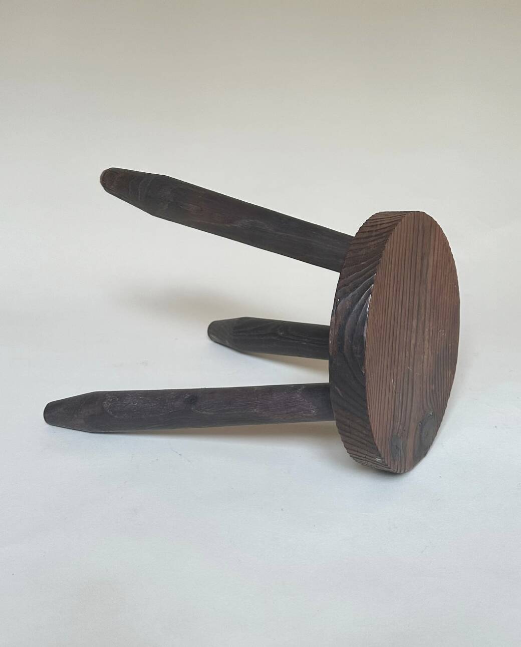 Modernist tripod stool