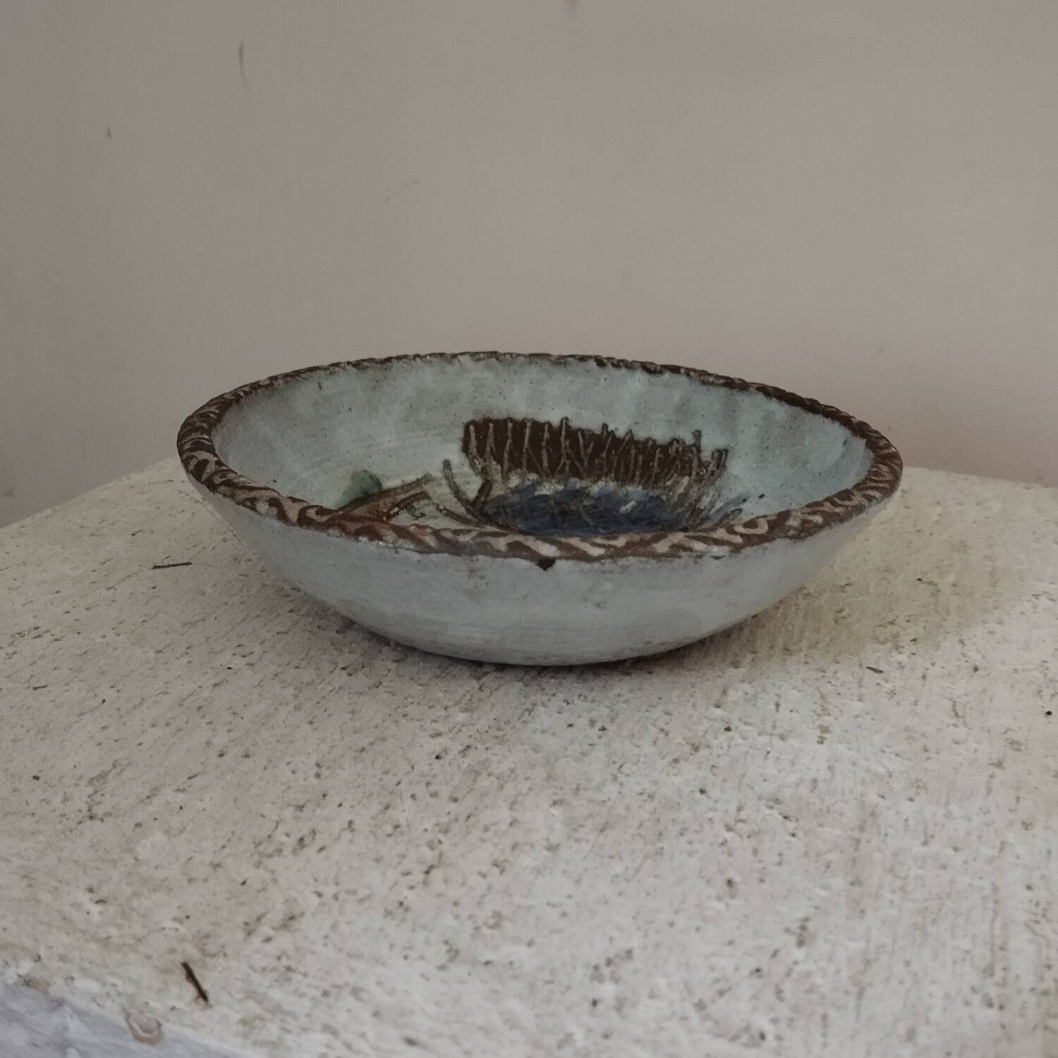 Albert Thiry Vallauris ceramic bowl