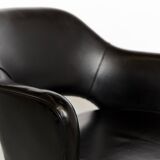 Chaise de conférence n° 71 par Eero Saarinen pour Knoll International