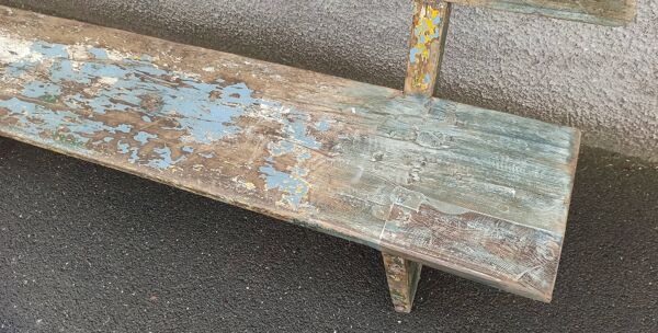 Banc ancien en bois avec belle patine