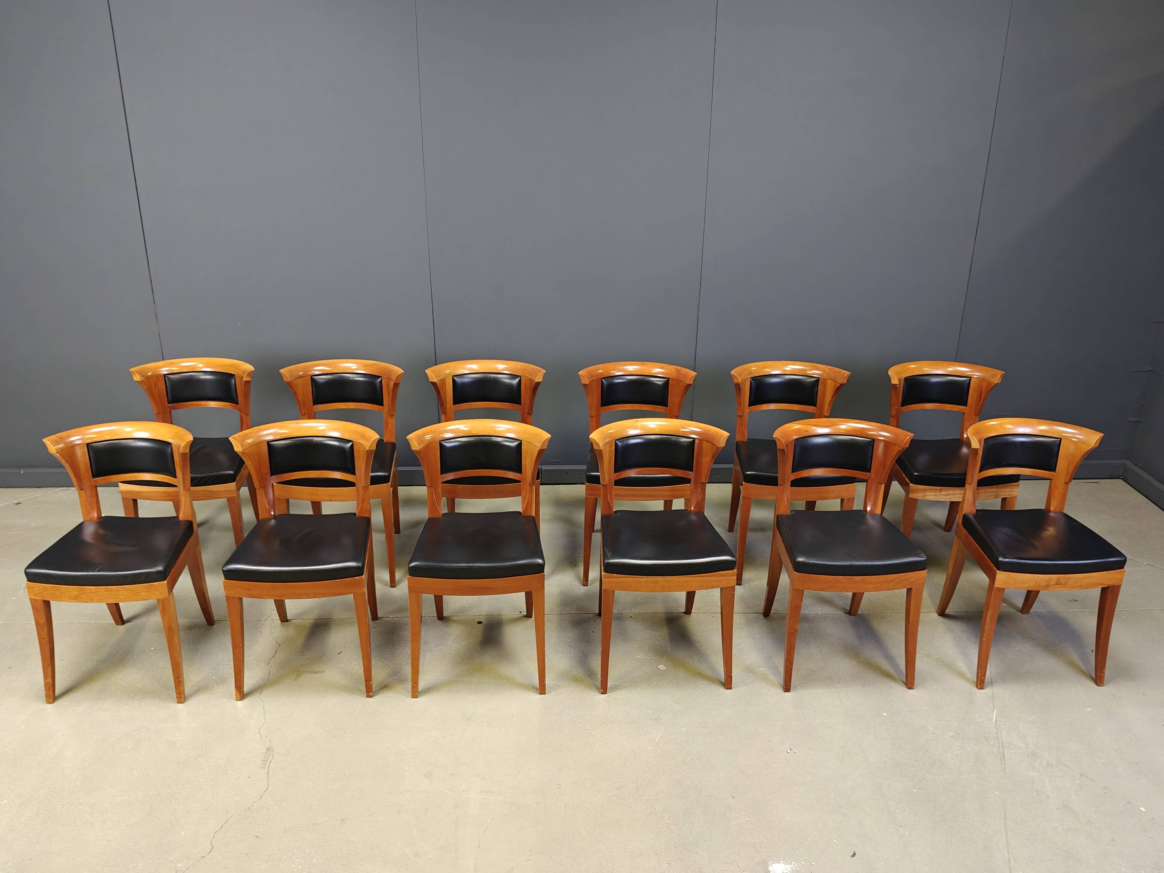Set of 12 Cherry wood dining chairs by Leon Krier Model Sella Media by Gior