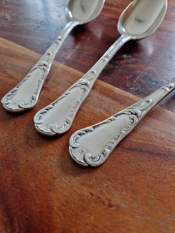 Christofle - 3 silver-plated table spoons - Chrysanthemum model