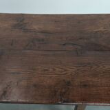 Antique English oak dining table from the 18th century for 4 to 6 people
