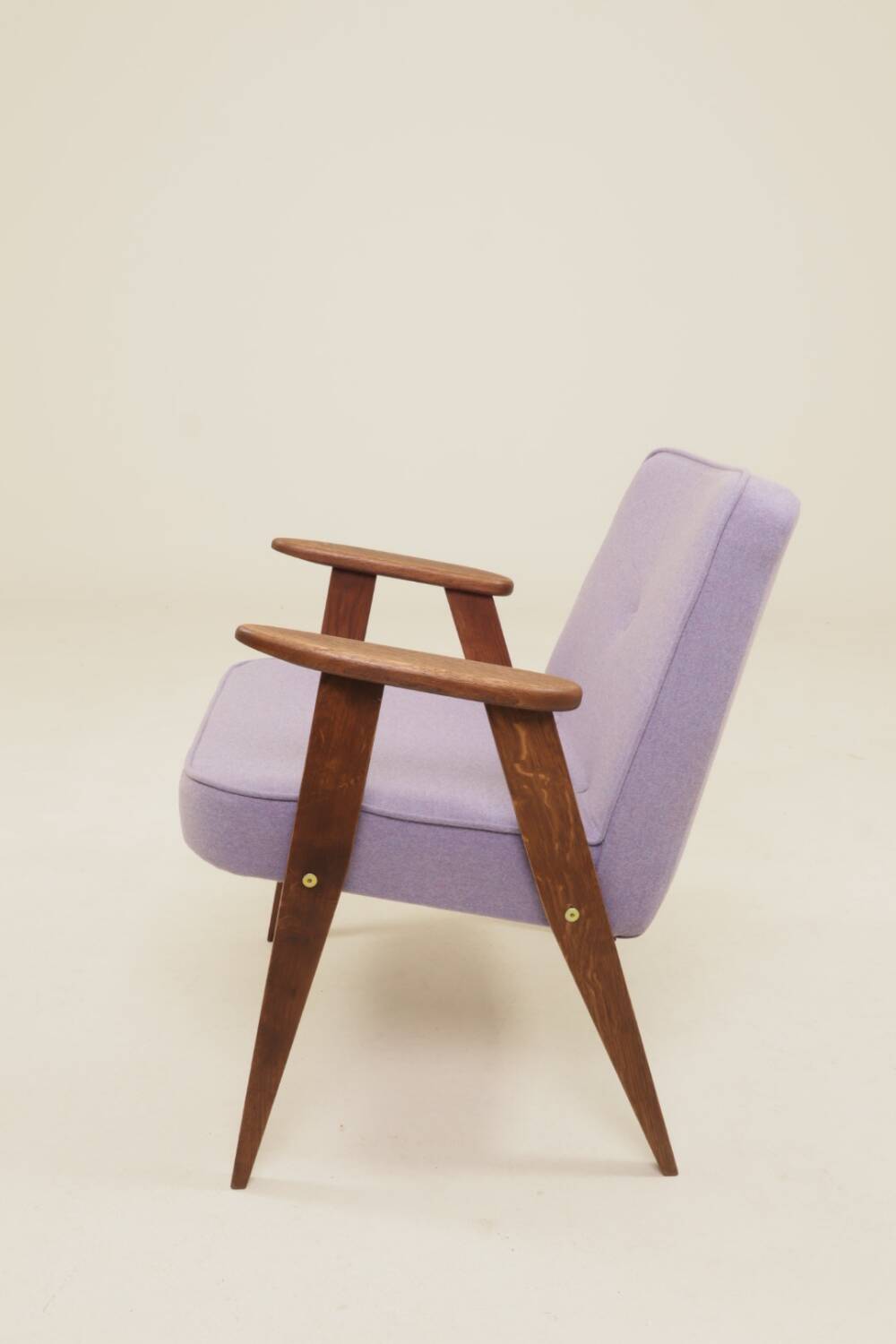 Mid-century modern armchair, oak wood, natural wool.
