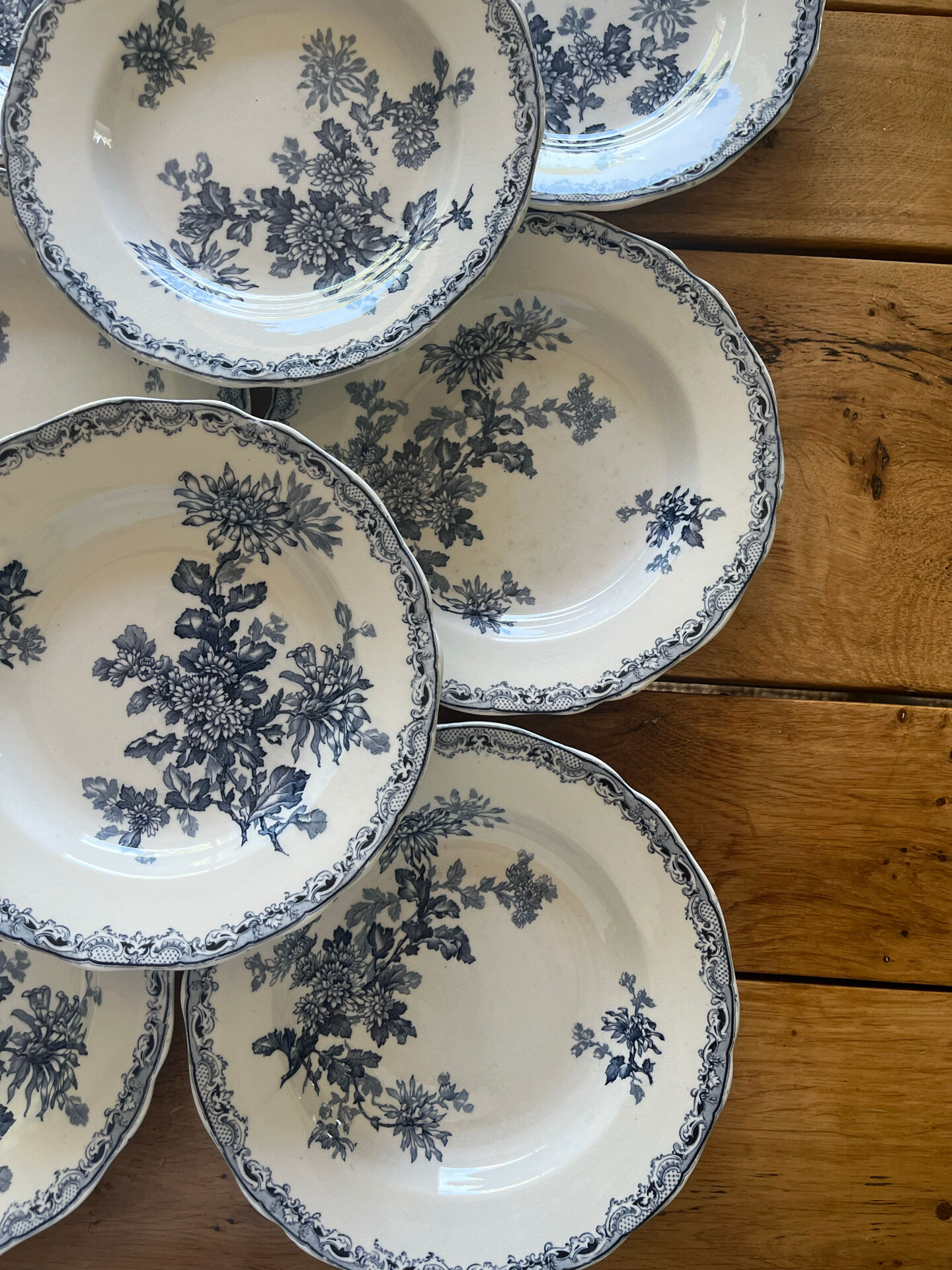 Antique deep plates