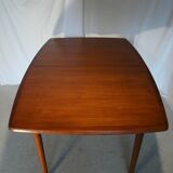 Scandinavian vintage extendable rectangular table