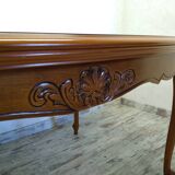 Regency style table with integrated extensions