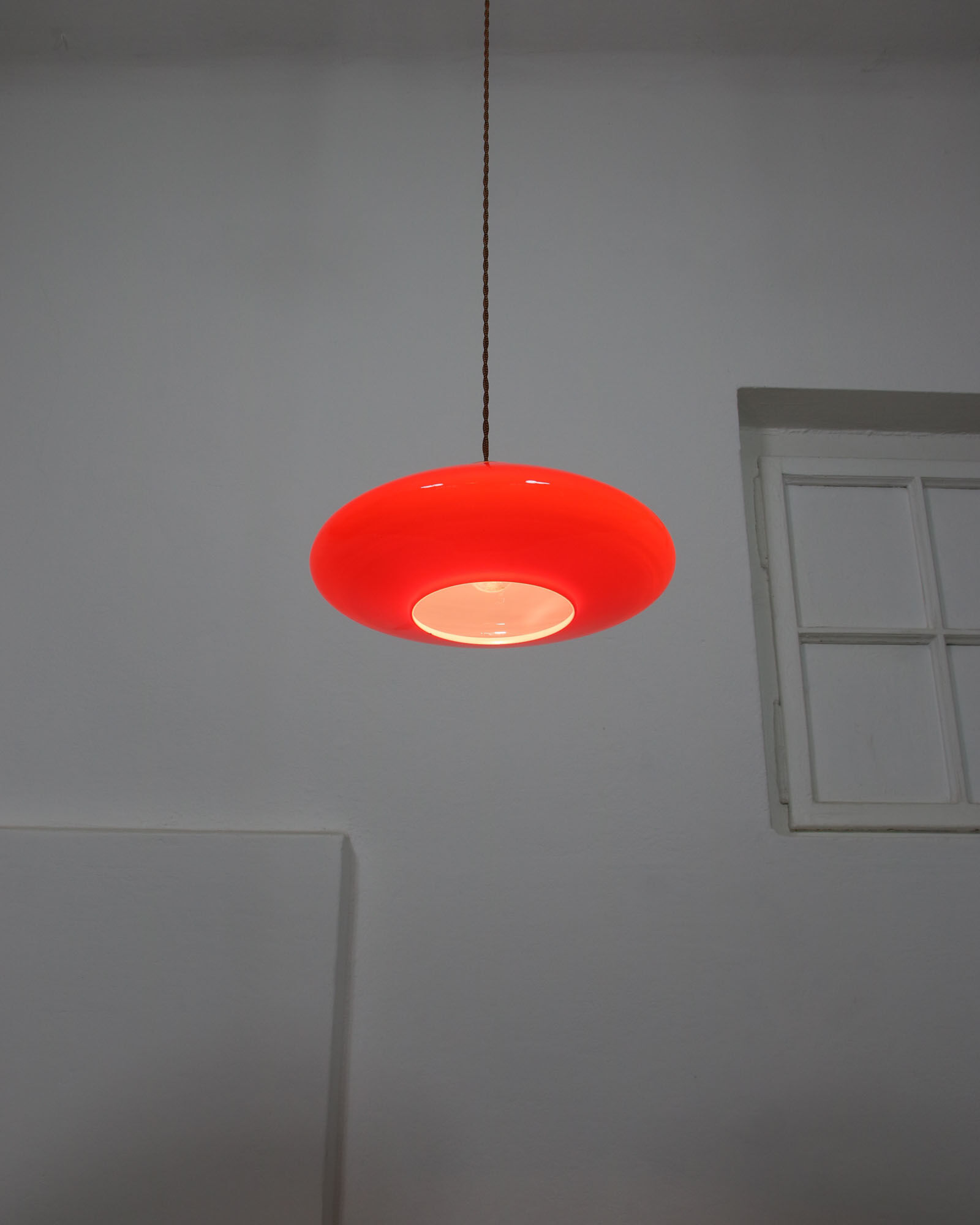 Mid-century red Glass & Brass Saucer Lamp