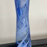Vintage diabolo vase in glass paste