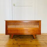 Vintage storage chest in wood and woven rattan