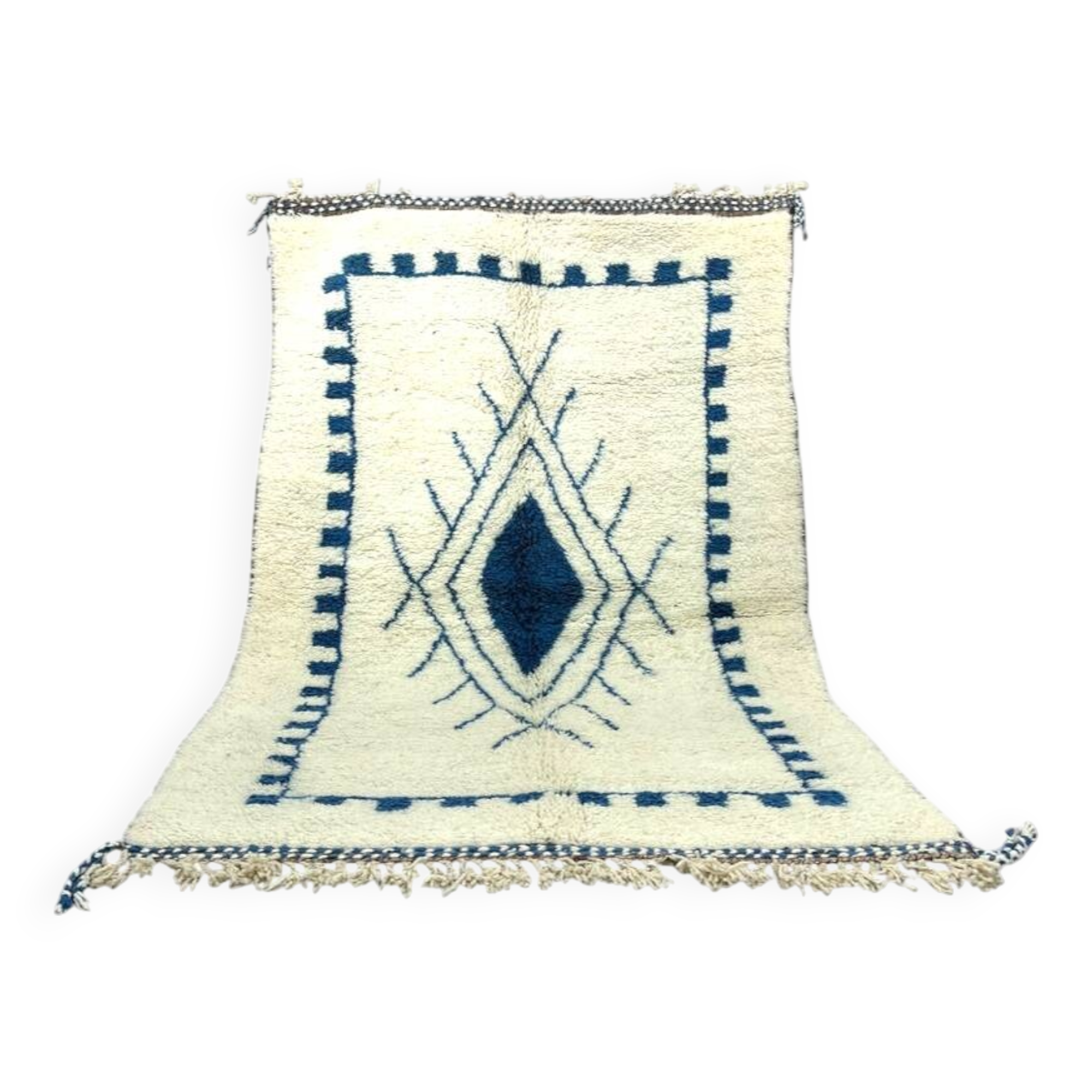 White Moroccan rug measurement 250cmx150cm and more