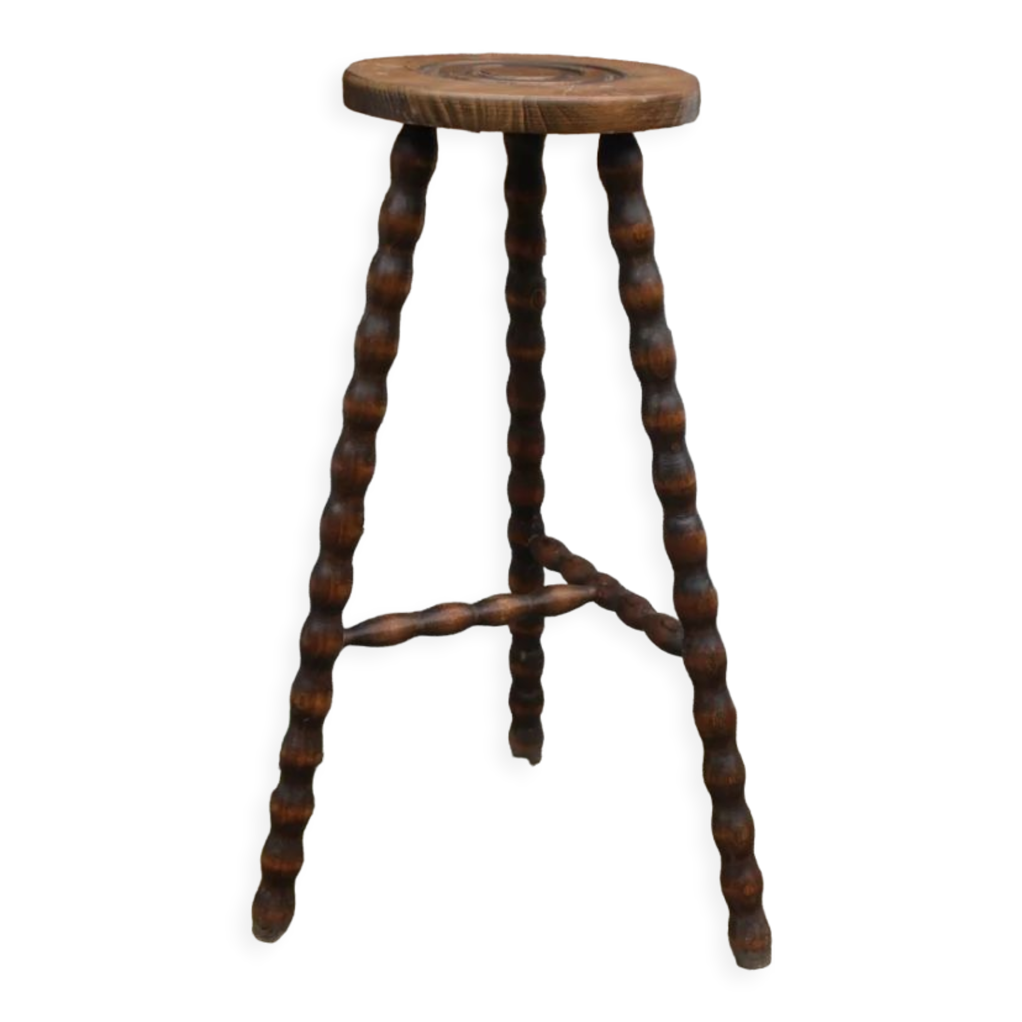 Tripod stool with bumped legs