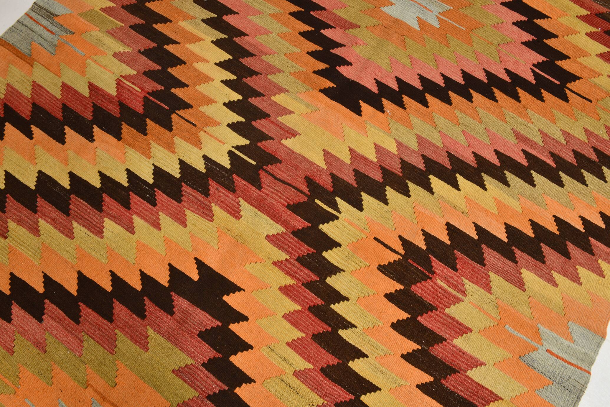 Kilim Turc Vintage en Laine Tissé Main, Tapis Tribal Ancien, 177x291 Cm