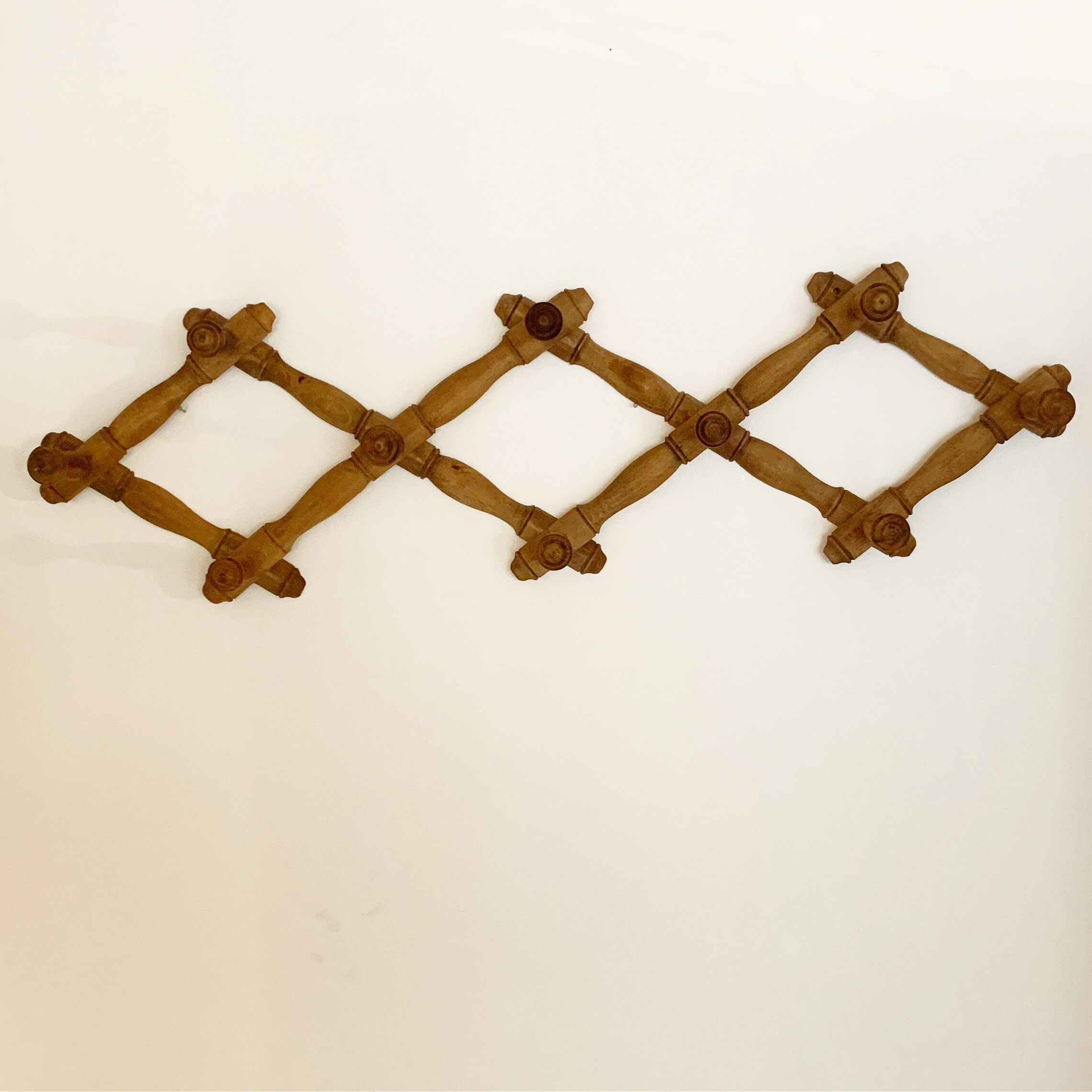 Wall coat rack with 10 hooks