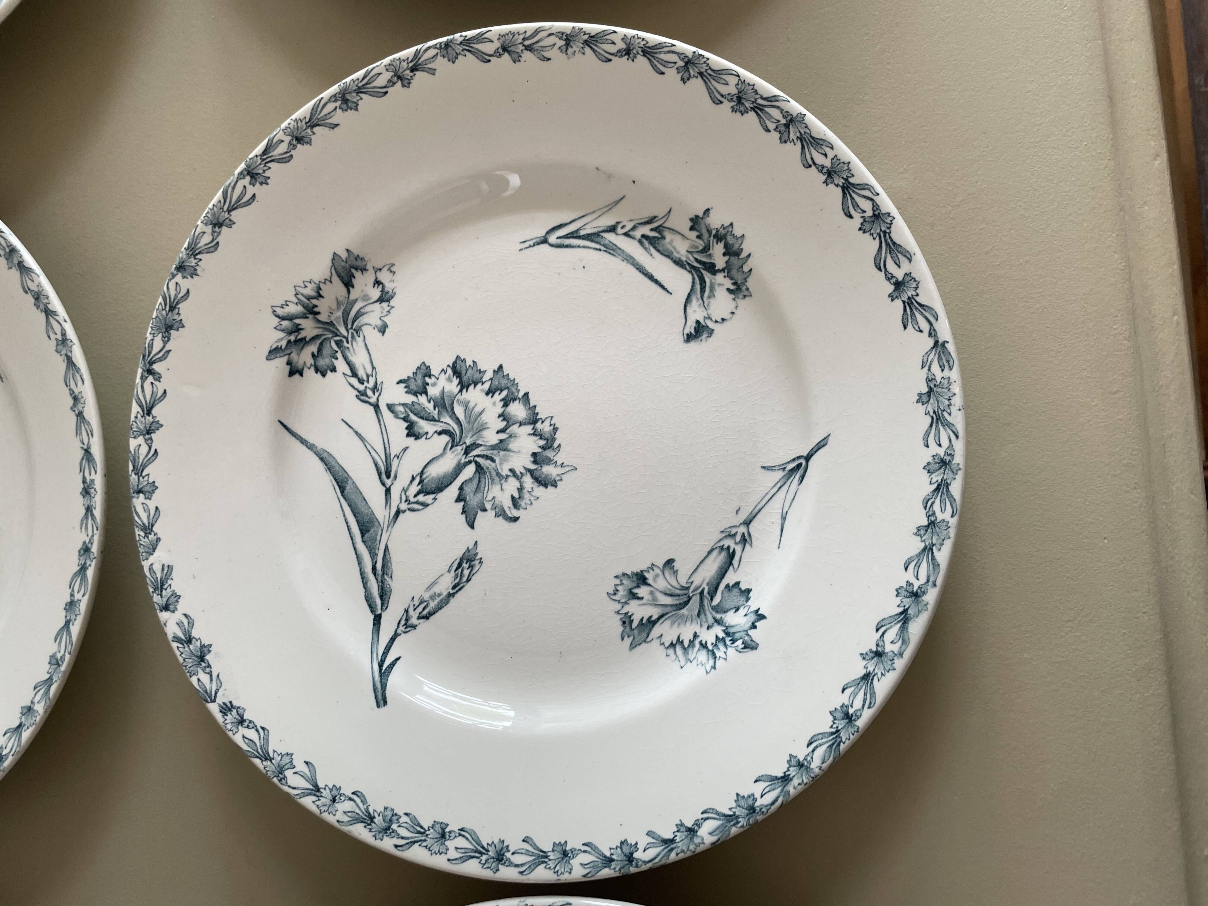 Set of 10 Lunéville ironstone soup plates, Oeillet model