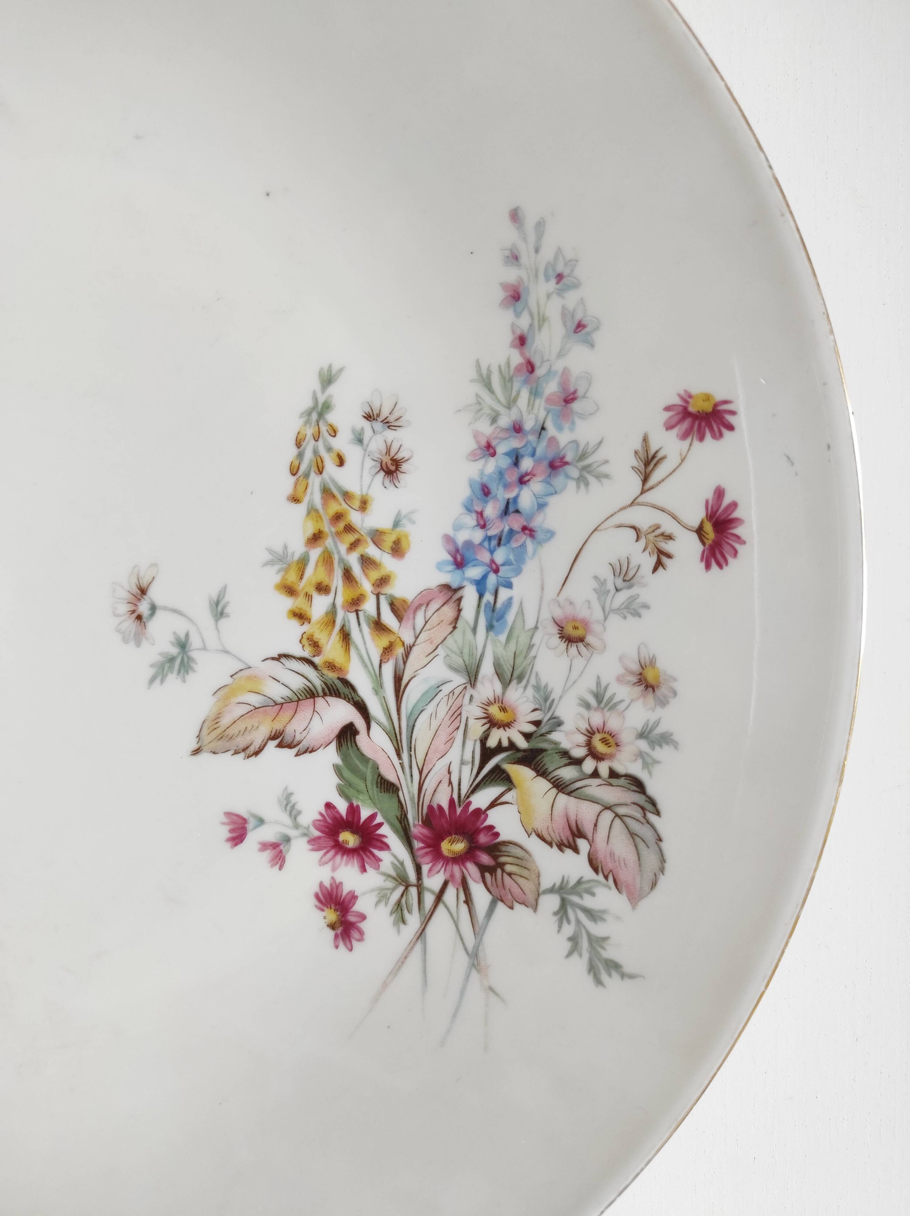 Two German Bavaria porcelain dishes