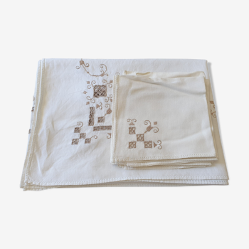 Hand-stitched antique nape and towels