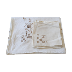 Nappe et serviettes anciennes cousues